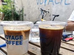 冰拿铁-VOYAGE COFFEE 咖啡烘焙工坊店(798艺术区店)