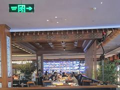 -八府香鸭·啫啫煲(华山路店)