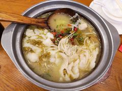 -周鱼小馆石锅酸菜鱼(活力汇店)