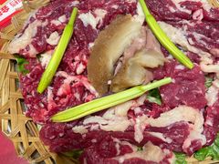 -潮汕·草根牛肉档(上海荟聚城市集市店)