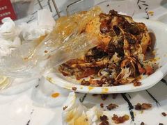 -凤凰路何眼镜香辣蟹(花果园店)