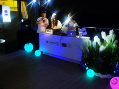 -上海保时捷体验中心