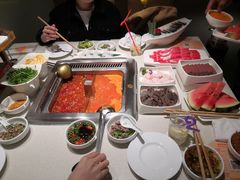 -海底捞火锅鲜切牛肉主题店(长寿路店)