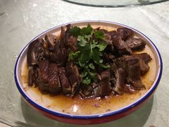-聚鲜港（五洞）牛肉自选火锅