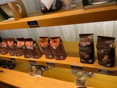 -星巴克(杭州临平万达广场店)