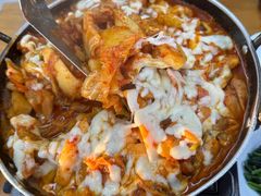 -亲昵春川鸡排(韩国美食街店)