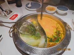 -左庭右院鲜牛肉火锅(七宝领展广场店)