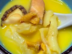 鲍鱼花胶鸡-金龙·打边炉(南京西路店)