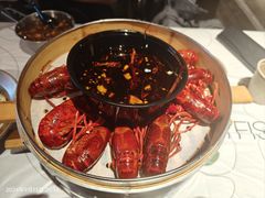 -巴厘龙虾·榜首油焖大虾(音乐学院·沿江酒馆店)