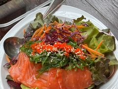 -Chom Cafe and Restaurant