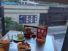 -潮界(LU·ONE凯德晶萃广场店)