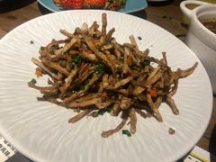 -爱啤精酿·民谣酒馆(滨江店)