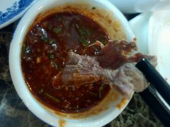 鲜牛肉沾酱超好吃-林记潮牛·牛肉火锅(上马墩店)