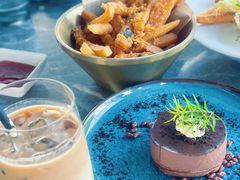 -Hi City·城市之巅