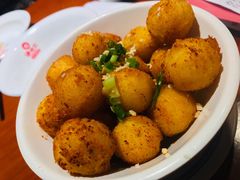 孜然小土豆-炉小二铜锅牛蛙•川湘菜(三里屯店)