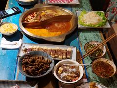 -房子红了鱼豆花重庆老火锅(广厦学院店)