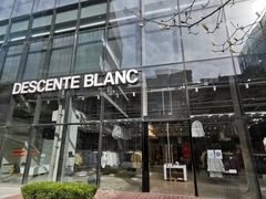 -迪桑特DESCENTE(北京三里屯BLANC店)