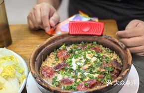 Cantonese腊味拼叉烧饭