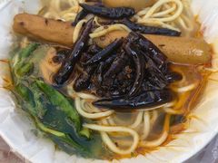 -丁记牛肉手擀板面