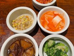 -萨拉伯尔(燕莎友谊商城店)