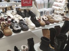 -hotwind热风(中贸广场店)