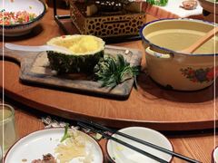 -老滇山寨•云南特色菜•地方菜•民族风情歌舞表演(金碧店)