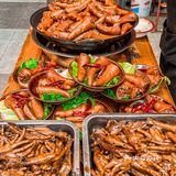 🪭重庆人民的松弛感，居民楼下的地道老火锅🔥