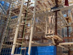 -PIPIKINGDOM皮皮王国欢乐号(欢乐海岸购物中心店)