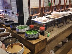 自助调料区-欢乐牧场海鲜烤肉自助(牡丹园店)