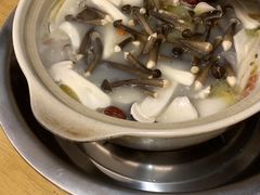 -土连锅·现熬养生汤锅(梁家巷店)