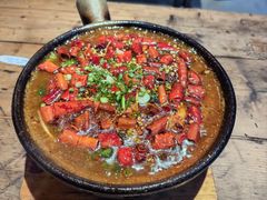 -有红鸡毛店·砂锅菜(抚琴夜市店)
