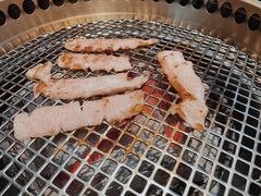 -铭牛烧肉·和牛海鲜自助(高新月牙湖店)