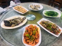 -四川小胡子海鲜(丁村万人海鲜广场店)