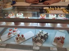 -花花卷卷·鲜食蛋糕(静安久光百货店)