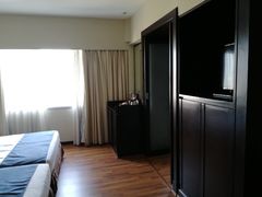 -曼谷湄南河畔华美达广场酒店