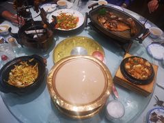 -哈啾嗨·新概念蒙餐(红星新城店)