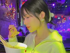 -喜鹊音乐酒馆(西街店)
