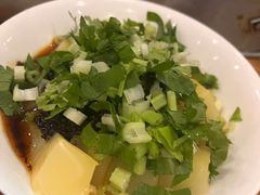 -胡成记口蘑龙眼包子(盐道街店)