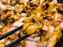 -胡须佬鸡煲四季火锅店(石厦西村直营店)