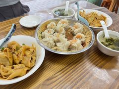 蛋黄鲜肉大馄饨-饨顿香馄饨