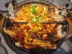 -鸣记脆皮烤鱼·海鲜烤鱼(三八广场店)