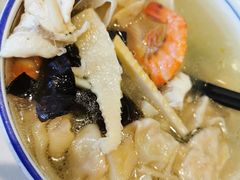 海鲜馄饨-四宜糕团店(南大街店)