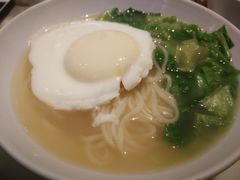 长寿面-汤城小厨•粤菜•靓汤(金宝街店)