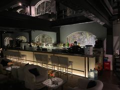 -穹六人间 people 6(岳阳路店)
