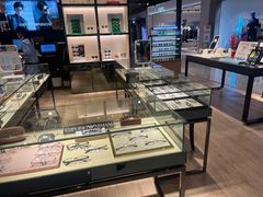 -博士眼镜(青岛城阳万象汇店)