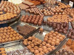 -Laderach 莱德拉(上海环贸iapm店)