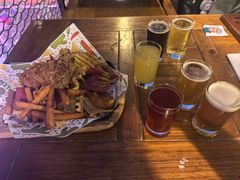 -Famous肥猫墨西哥音乐餐吧(五棵松华熙LIVE店)