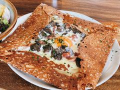 鸡蛋蘑菇熏肉荞麦可丽饼-RAC BAR(安福路店)