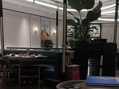 -港丽餐厅(正大店)