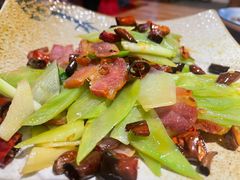 -滇香肴·云南菜蒸汽石锅鱼(云南北路店)